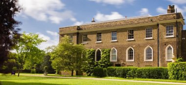 Facade Of Unique Wedding Venue London Fulham Palace Wedding Gay Wedding Guide 9 380X174
