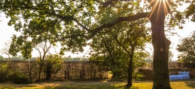 Garden At The Oak Grove Country Outdoor Wedding Venue Kent Gay Wedding Guide 9 380X174