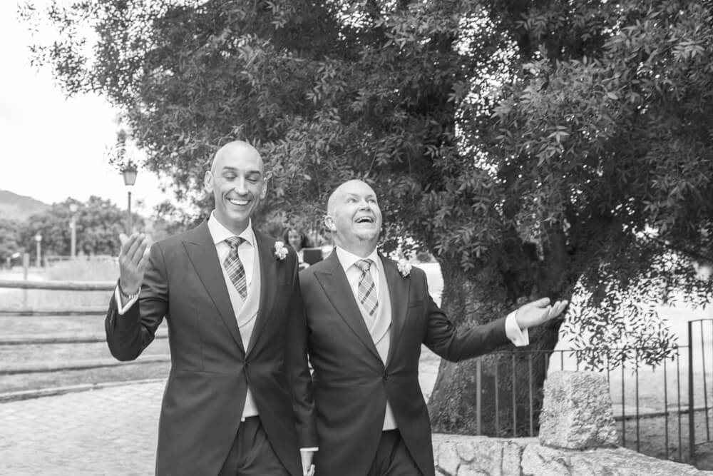 happy Juan Manuel and Reyes gay wedding Spain by Vamonos de Bodorrio Gay destination wedding 1 5