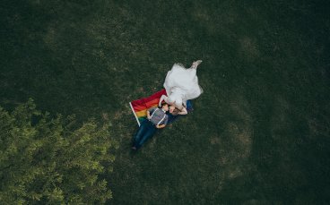 Lesbian Bride And Groom Samshelby By Tap Photo By Tara Arseven 6 368X229