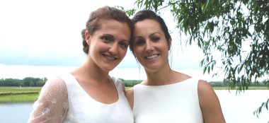 Lesbian Wedding At The Perch Rustic Wedding Venue Oxford Gay Wedding Guide 9 380X174