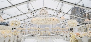 Marquees Weddings At Blenheim Palace Park Wedding Venue Oxfordshire Gay Wedding Guide 9 380X174