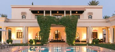 Marrakech Wedding Photographer Roberta Facchini Photography Morocco Wedding Planner La Fete Gay Wedding Guide 6 380X174