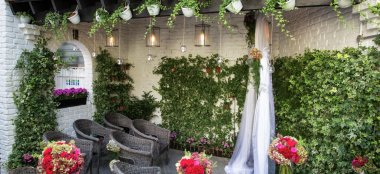 Outdoor Wedding London House Gordon Ramsay Wedding Via Gay Wedding Guide 9 380X174