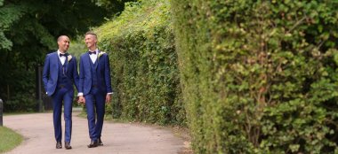 Same Sex Wedding At Fennes Gay Wedding Venue In Essex Via The Gay Wedding Guide 9 380X174