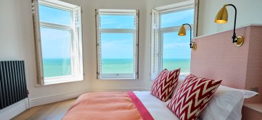 Suite At Brighton Harbour Hotel Gay Friendly Wedding Venue In Brighton 9 380X174