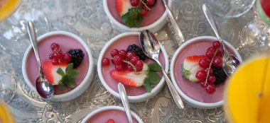 Summer Wedding Desserts At Amalfi White Wedding Venue Derbyshire Gay Wedding Guide 9 380X174