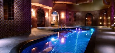 Swimming Pool At Luxury Hotel Nw1 St Pancras Hotel Wedding Venue London Via The Gay Wedding Guide 9 380X174