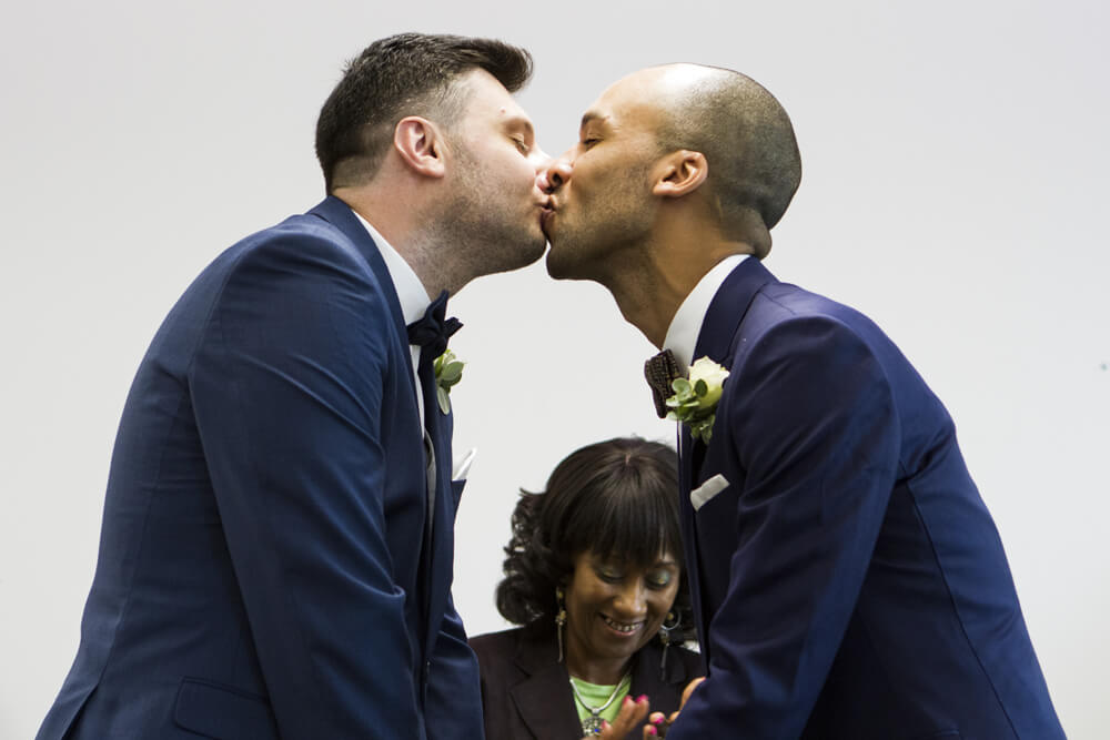 the kiss at real gay wedding of Martin and Grey copyright Jennifer Langridge 3 5