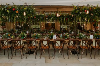 0703 Matthew Oliver Wedding Planners 345X230