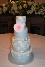 Azure Wt037 Truly Designer Cakes Sswg 157X230