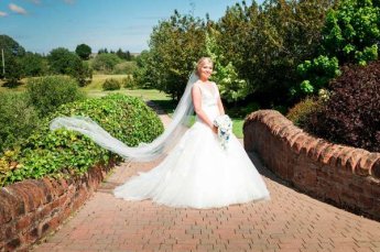 Hd Wedding Image Mckechnie 456Pp W600 H400 Lorraine Bhandari Photo Video Sswg 345X229