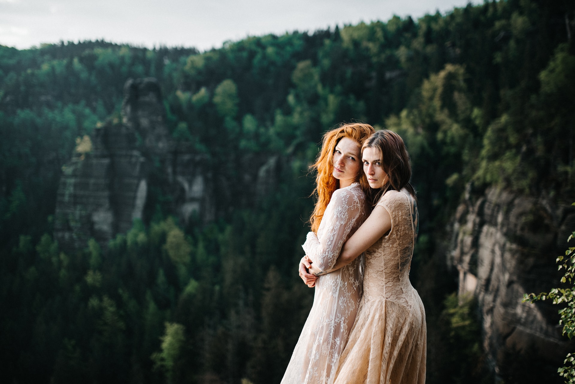 Lesbian Styled Shoots - Front Page Gay Wedding Guide