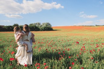 Poppy Field 1 1 E1532284875228 Photography By Paloma Sswg 344X230