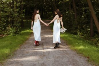 Real Lesbian Weddings - Front Page Gay Wedding Guide
