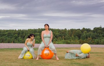 Space Hopper Wedding 2 360X230