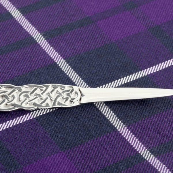 celtic interlace weave polished pewter kiltpin 1 600x600 2