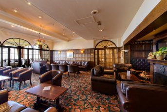 Main Lounge Web 343X230