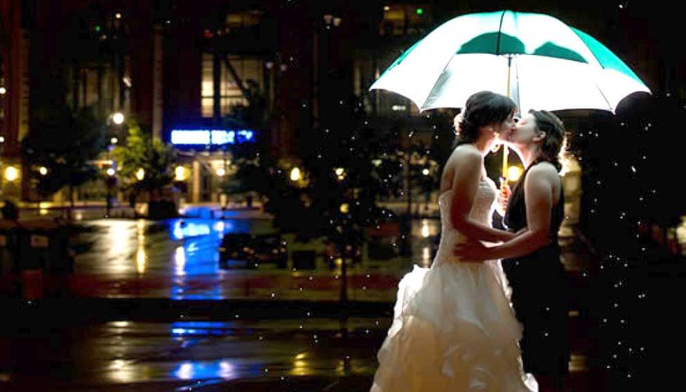 29 Brides Kiss In The Rain By Night Copyright Wedding Photographer Jennifer Brindley Photography Via The Gay Wedding Guide 2 - 30 Beautiful Same-Sex Wedding Photos 29 Brides Kiss In The Rain By Night Copyright Wedding Photographer Jennifer Brindley Photography Via The Gay Wedding Guide 2 - 30 Beautiful Same-Sex Wedding Photos Gay Wedding Guide