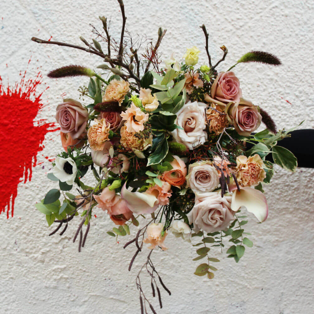 Beige Flower Trends 2019 By Rebel Rebel Wedding Florist Gay Wedding Guide 2 - Wedding Flower Trends 2019 Gay Wedding Guide