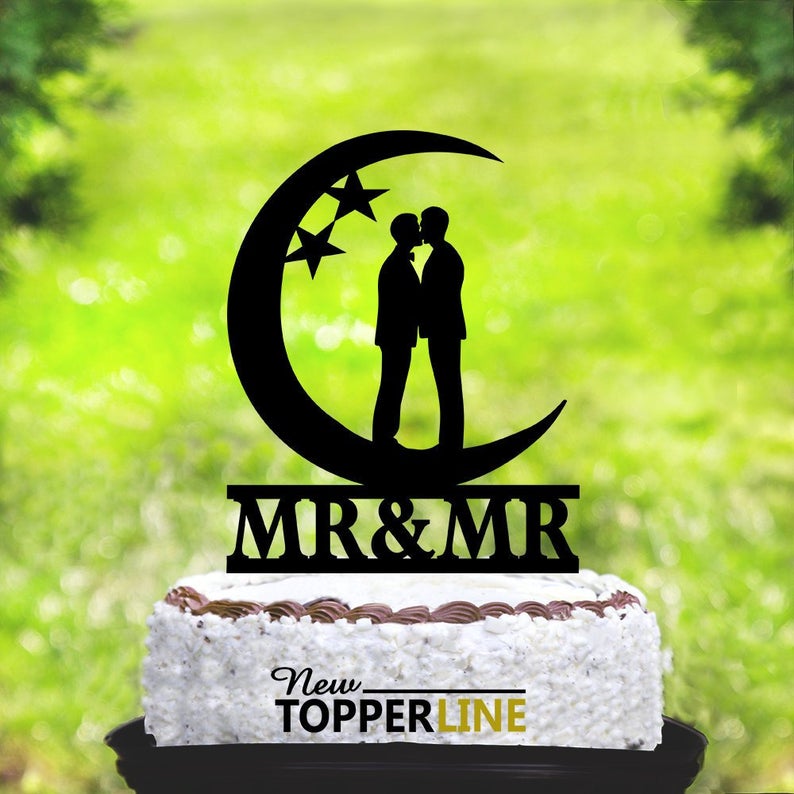 Crescent 2 - 40 Awesome Gay Wedding Cake Toppers That Will Make Your Wedding Cake Stand Out Crescent 2 - 40 Awesome Gay Wedding Cake Toppers That Will Make Your Wedding Cake Stand Out Gay Wedding Guide