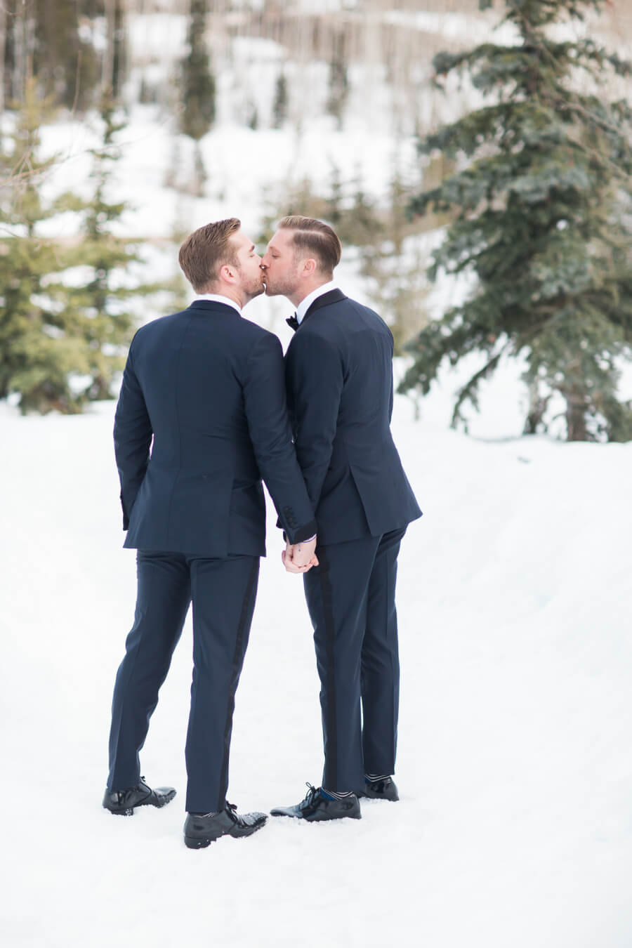 Kiss In The Snow At Donovan And Santinis Stylish Gay Winter Wedding Utah Image By Annie Mcelwain Photography 2 - Six Stylish Same-Sex Winter Weddings Kiss In The Snow At Donovan And Santinis Stylish Gay Winter Wedding Utah Image By Annie Mcelwain Photography 2 - Six Stylish Same-Sex Winter Weddings Gay Wedding Guide