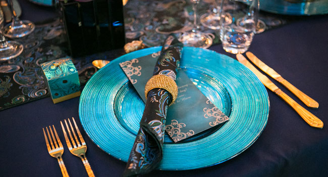 Peacock Napkin And Wedding Favours At Peacock Blue Wedding Theme By Shiraz Events Via The Gay Wedding Guide 2 - Experts At Work: Indian And Peacock Gay Wedding Theme Peacock-Napkin-And-Wedding-Favours-At-Peacock-Blue-Wedding-Theme-By-Shiraz-Events-Via-The-Gay-Wedding-Guide