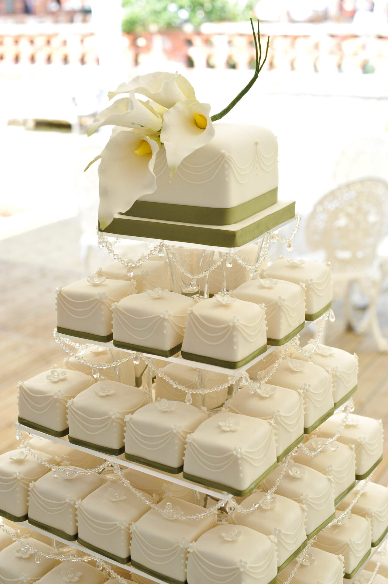 Square Cake Stack 2 - Wedding Cake Trends For 2021 Square Cake Tiers