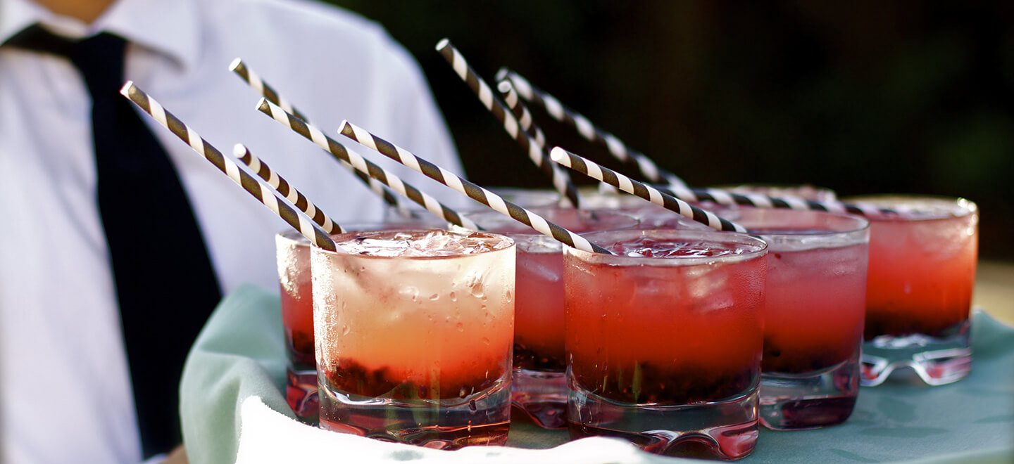 Sustainable Wedding Cocktails: Your Essential Guide