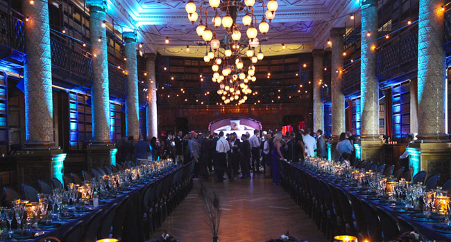Table Layout At Real Gay Wedding Photos Marc And Uday Peacock Blue Wedding Theme By Shiraz Events Via The Gay Wedding Guide 2 - Experts At Work: Indian And Peacock Gay Wedding Theme Table-Layout-At-Real-Gay-Wedding-Photos-Marc-And-Uday-Peacock-Blue-Wedding-Theme-By-Shiraz-Events-Via-The-Gay-Wedding-Guide