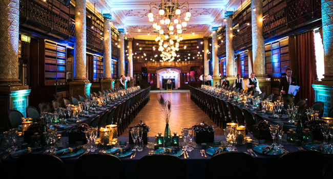 Table Layout Featuing Top Table Peacock Feather At Marc And Uday Peacock Blue Wedding Theme By Shiraz Events Via The Gay Wedding Guide 2 - Experts At Work: Indian And Peacock Gay Wedding Theme Table-Layout-Featuing-Top-Table-Peacock-Feather-At-Marc-And-Uday-Peacock-Blue-Wedding-Theme-By-Shiraz-Events-Via-The-Gay-Wedding-Guide