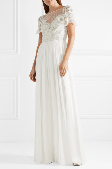 Temperley London Embellished Gown 2 - Ss18 Bridal Trends Temperley London Embellished Gown 2 - Ss18 Bridal Trends Gay Wedding Guide