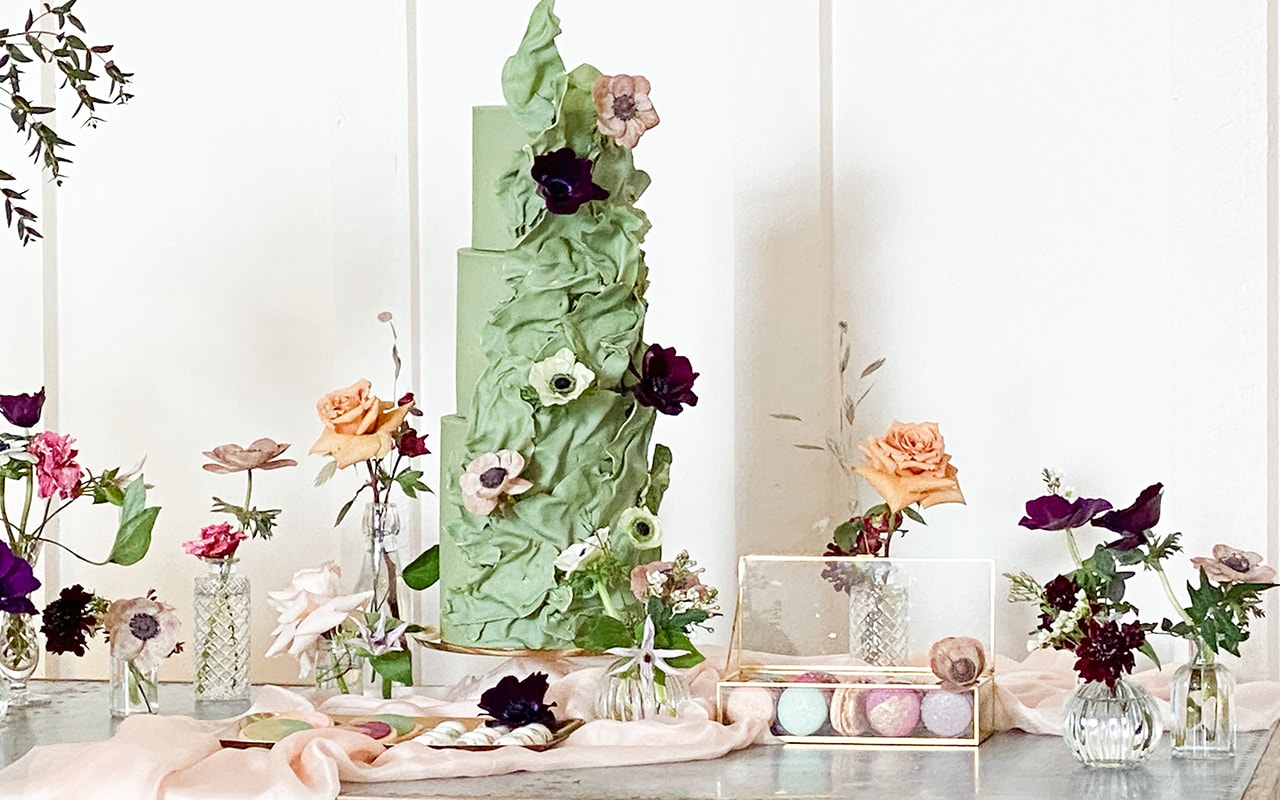 Al Green Texture Wedding Cake Alternative 2 - Heavenly Same-Sex Autumn Wedding Ideas From The Uk'S Top 10 Lgbtq+ Wedding Suppliers Gay Wedding Guide