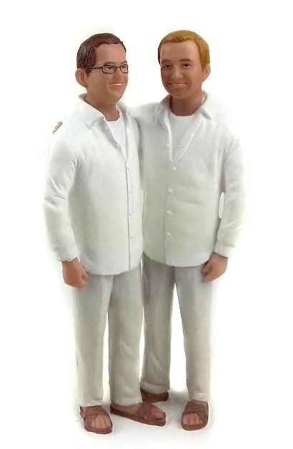 Beach 2 - 40 Awesome Gay Wedding Cake Toppers That Will Make Your Wedding Cake Stand Out Beach 2 - 40 Awesome Gay Wedding Cake Toppers That Will Make Your Wedding Cake Stand Out Gay Wedding Guide