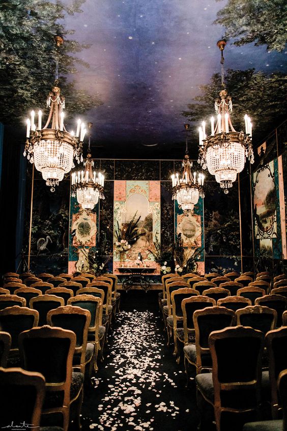 Black And Gold Wedding Hall Via Gay Wedding Guide 1 2 - Style Steal: 22 Masquerade Ball Same-Sex Wedding Theme Inspirations To Spice Up Your Wedding Black And Gold Wedding Hall Via Gay Wedding Guide 1 2 - Style Steal: 22 Masquerade Ball Same-Sex Wedding Theme Inspirations To Spice Up Your Wedding Gay Wedding Guide