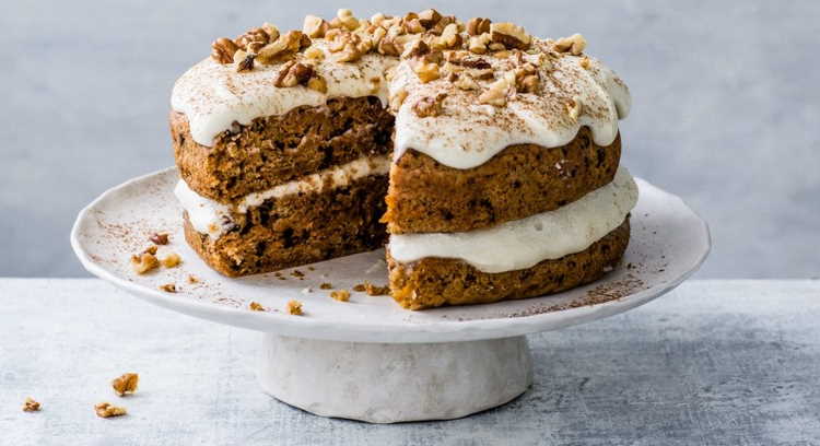 Carrot Cake 2 - 19 Delicious Wedding Cake Flavor Combinations That Your Guests Won'T Resist Gay Wedding Guide