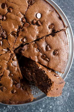 Chocolate Chip Cake 2 - 19 Delicious Wedding Cake Flavor Combinations That Your Guests Won'T Resist Gay Wedding Guide