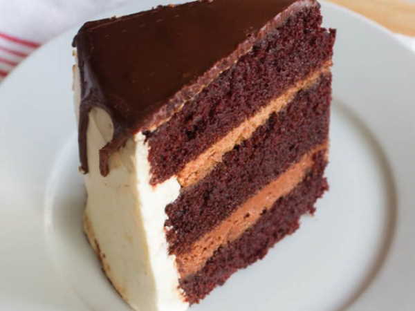 Chocolate Decadence 2 - 19 Delicious Wedding Cake Flavor Combinations That Your Guests Won'T Resist Gay Wedding Guide