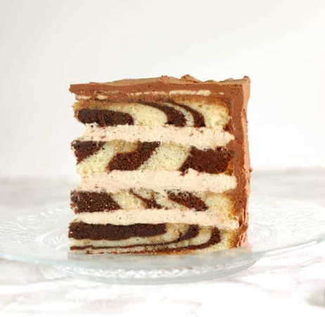 Chocolate Vanilla Marble Cake 2 - 19 Delicious Wedding Cake Flavor Combinations That Your Guests Won'T Resist Gay Wedding Guide