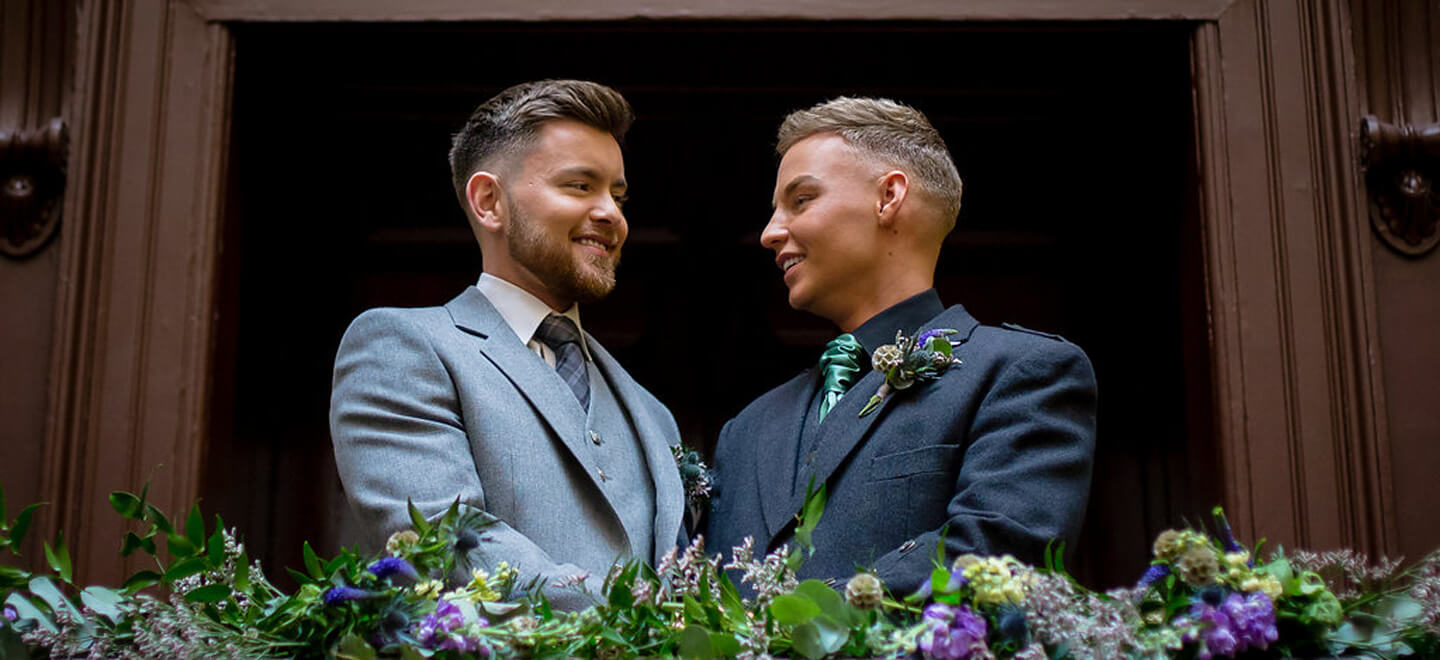 Couple On Balcony Scottish Theme Wedding Style By Love Cat D At Trades Hall Via Gay Wedding Guide 2 - Uwp - Profile Couple On Balcony Scottish Theme Wedding Style By Love Cat D At Trades Hall Via Gay Wedding Guide 2 - Uwp - Profile Gay Wedding Guide