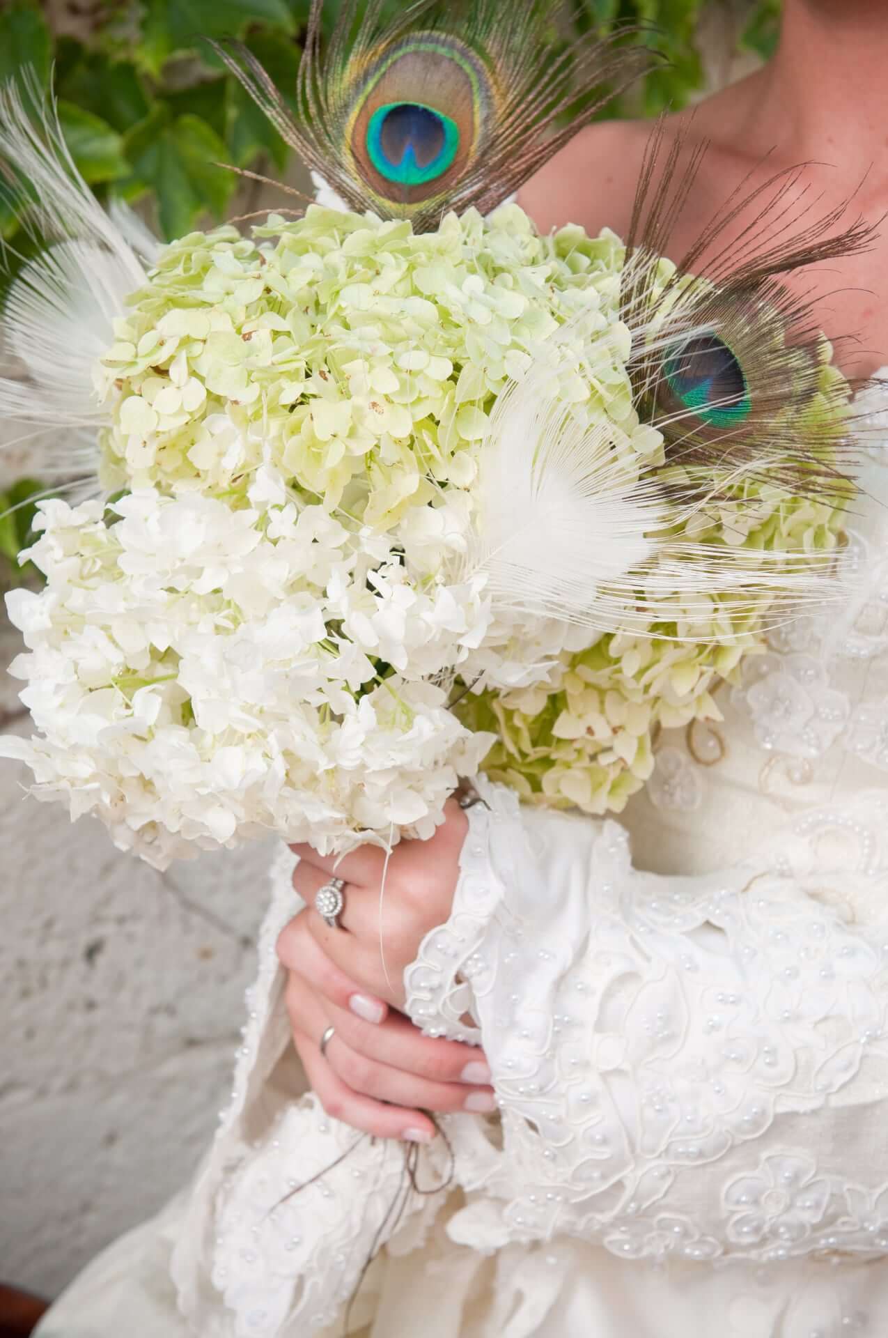 Feather Bouquet 2 - 23 Charming &Amp; Rare Alternative Wedding Bouquets Ideas To Quick-Start Your Creativity Feather Bouquet 2 - 23 Charming &Amp; Rare Alternative Wedding Bouquets Ideas To Quick-Start Your Creativity Gay Wedding Guide