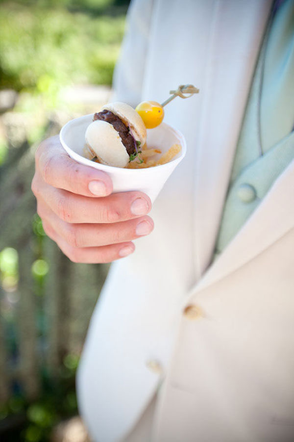 Mini Wedding Foods Ideas Mini Burgers With Chips Via Style Me Pretty Featured On The Gay Wedding Guide 2 - Mini Wedding Food Ideas Mini Wedding Foods Ideas Mini Burgers With Chips Via Style Me Pretty Featured On The Gay Wedding Guide 2 - Mini Wedding Food Ideas Gay Wedding Guide
