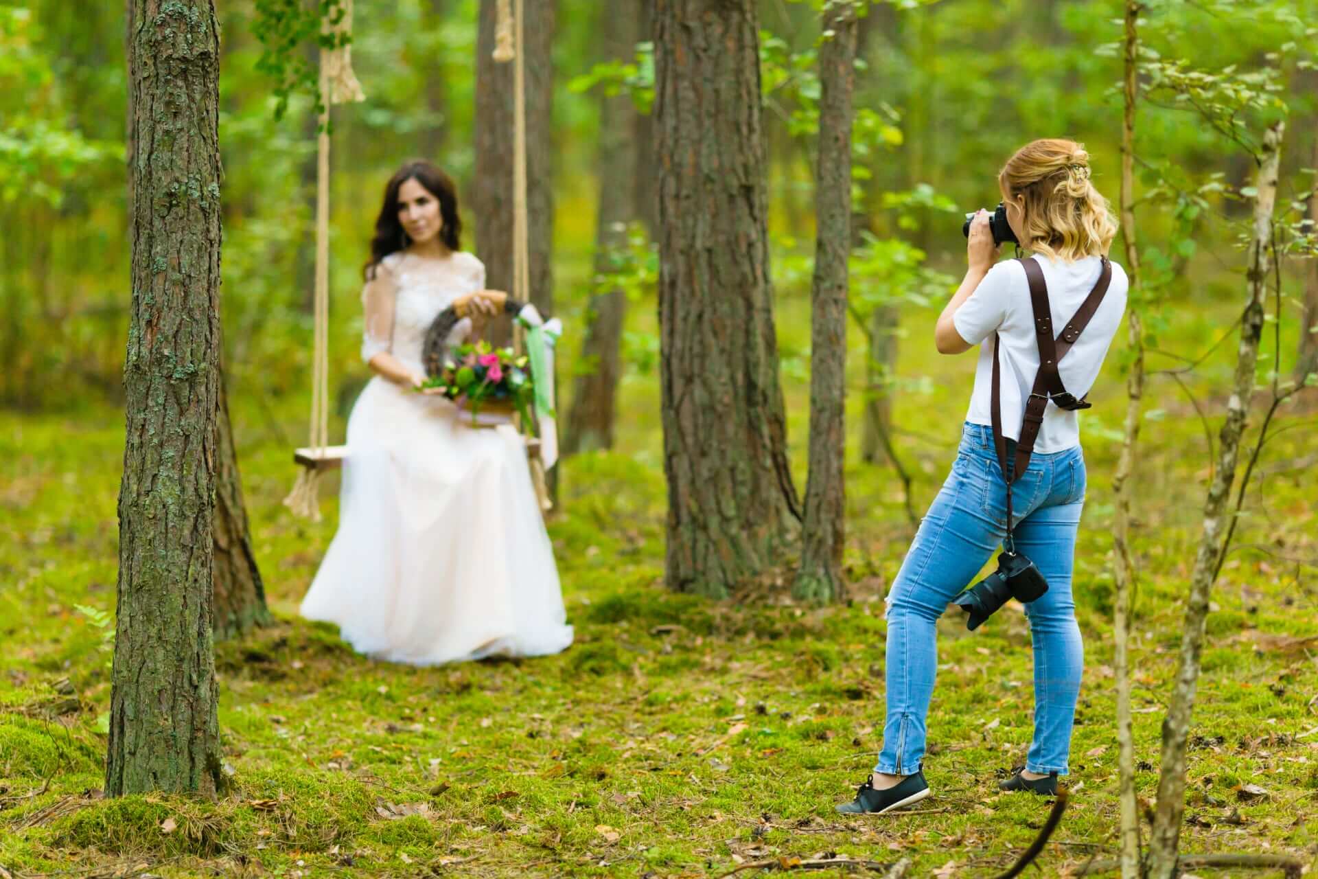 Professional Wedding Photographer Taking Close Up Portraits Of The Bride 2 - How To Choose An Elopement Photographer Professional Wedding Photographer Taking Close Up Portraits Of The Bride 2 - How To Choose An Elopement Photographer Gay Wedding Guide