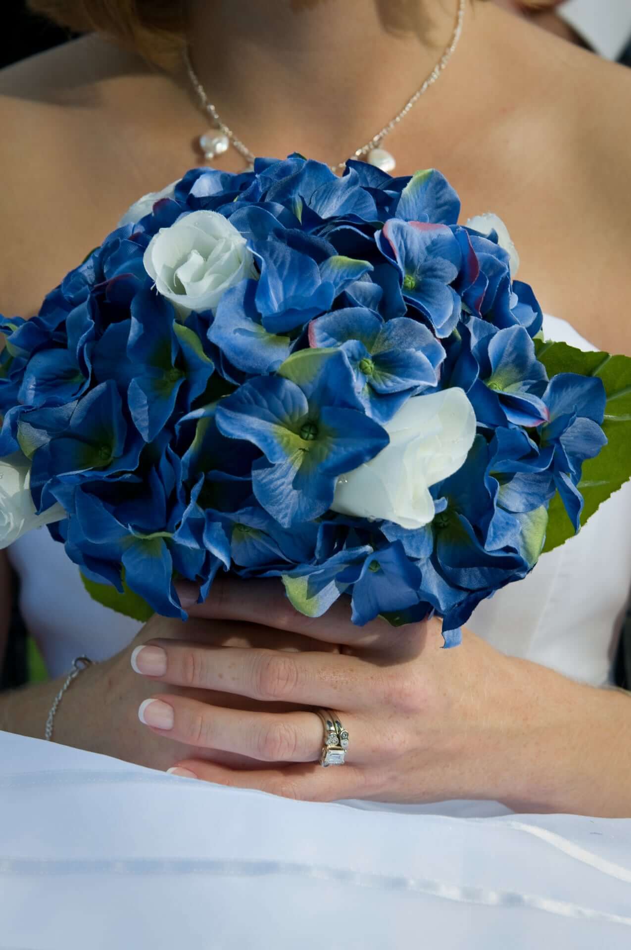Silk Bouquet 2 - 23 Charming &Amp; Rare Alternative Wedding Bouquets Ideas To Quick-Start Your Creativity Silk Bouquet 2 - 23 Charming &Amp; Rare Alternative Wedding Bouquets Ideas To Quick-Start Your Creativity Gay Wedding Guide