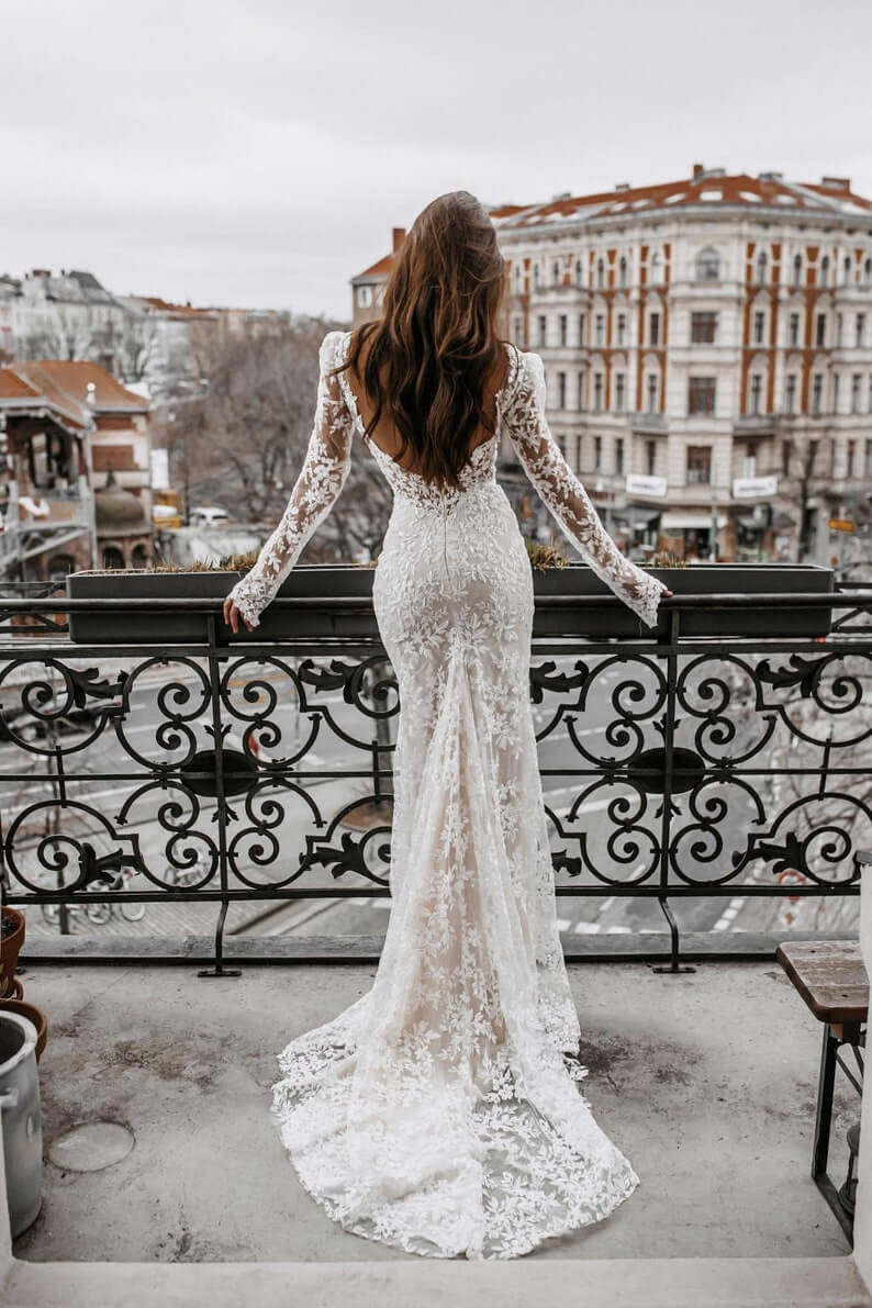 Long Sleeved Fishtail 02 - 30 Chic Lesbian Wedding Dresses That Make Your Bridal Look Authentic Long Sleeved Fishtail 02 - 30 Chic Lesbian Wedding Dresses That Make Your Bridal Look Authentic Gay Wedding Guide