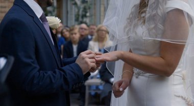 I Do Package Thumbnail Wedding Stories 1024X559 1 380X207