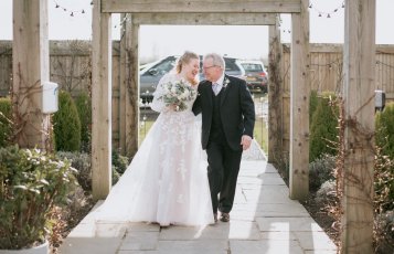 Beverley Barn Winter Wedding 357X230
