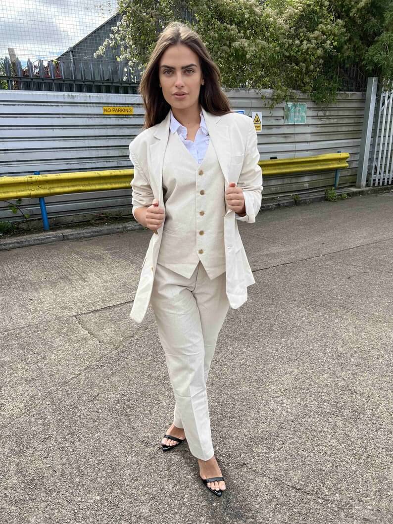 Cream Women 3 Piece Linen Suit 1 Lesbian Wedding Suit - 30 Amazing Lesbian Wedding Suits To Look Stunning On Your Big Day Cream Women 3 Piece Linen Suit 1 Lesbian Wedding Suit - 30 Amazing Lesbian Wedding Suits To Look Stunning On Your Big Day Gay Wedding Guide