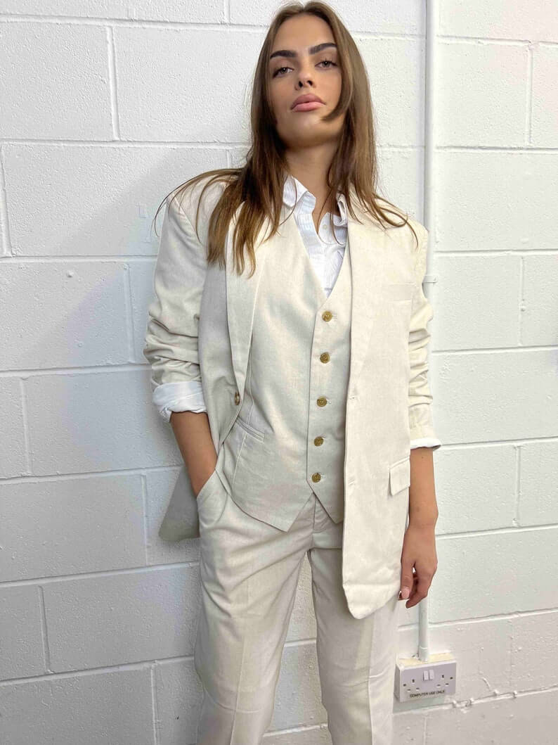 Cream Women 3 Piece Linen Suit 2 Lesbian Wedding Suit - 30 Amazing Lesbian Wedding Suits To Look Stunning On Your Big Day Cream Women 3 Piece Linen Suit 2 Lesbian Wedding Suit - 30 Amazing Lesbian Wedding Suits To Look Stunning On Your Big Day Gay Wedding Guide
