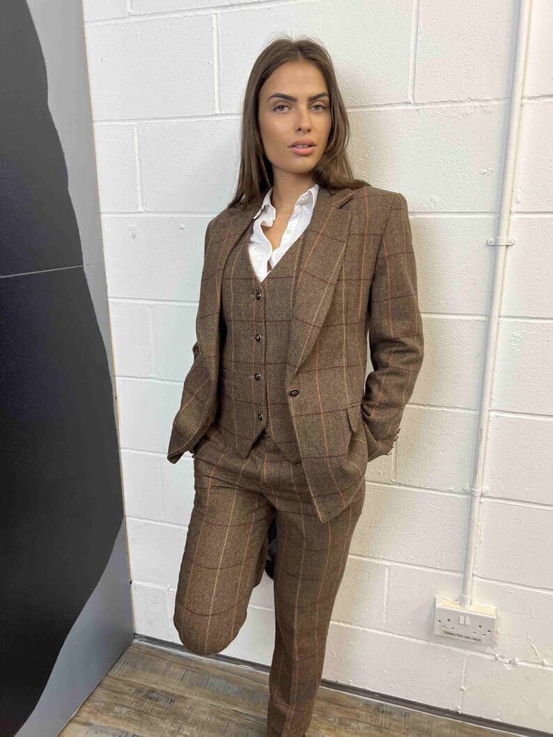 Female Brown With Red 3 Piece Tweed Suit 1 1 Lesbian Wedding Suit - 30 Amazing Lesbian Wedding Suits To Look Stunning On Your Big Day Female Brown With Red 3 Piece Tweed Suit 1 1 Lesbian Wedding Suit - 30 Amazing Lesbian Wedding Suits To Look Stunning On Your Big Day Gay Wedding Guide